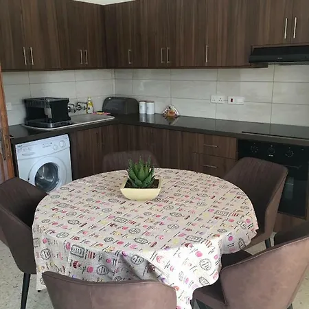 Apartment Christos Dhrousha